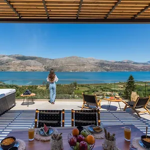 https://moncasa-your-ionian-home.kefaloniahotels.net
