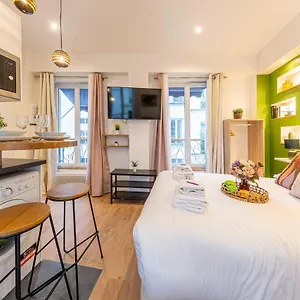 https://cosy-studio-2p-beauregard-3.fr-paris.fr